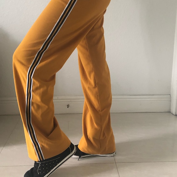 BBJ Casual Mustard Striped wide Leg Pants Size M - Picture 5 of 7